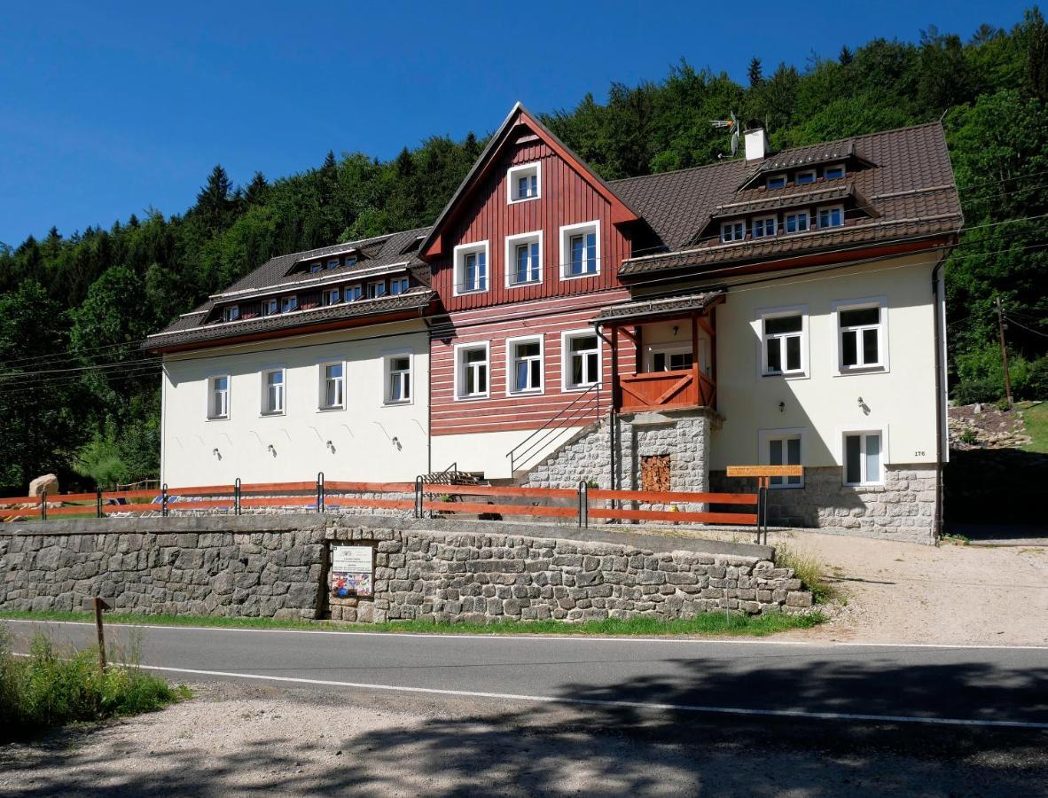 Apartmany Pod Marianskymi Schody Albrechtice v Jizerskych horach Bagian luar foto